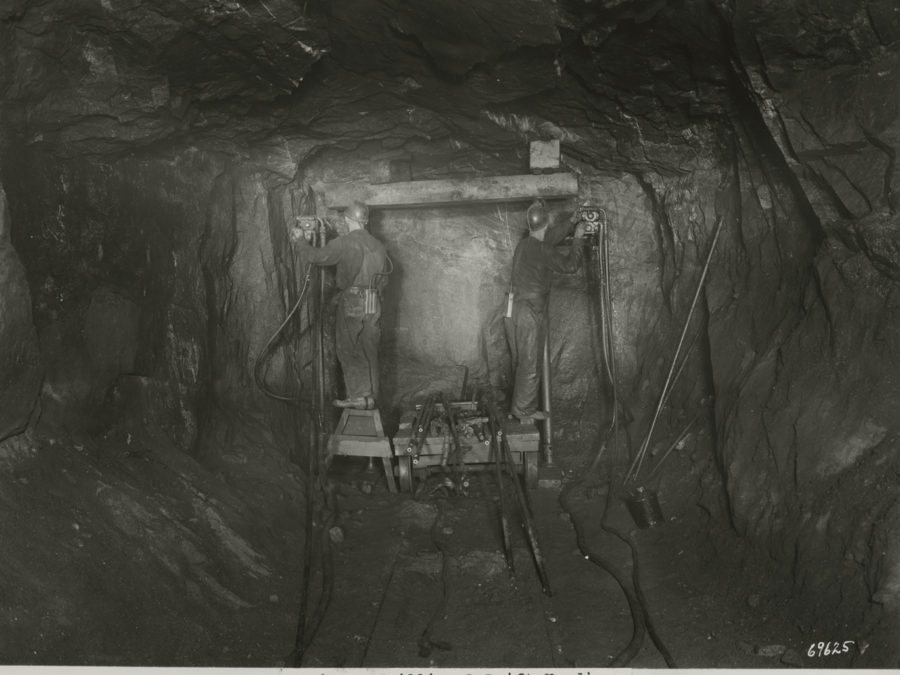 Looking down the Fisher Hill mine shaft inside Republic Steel mines in