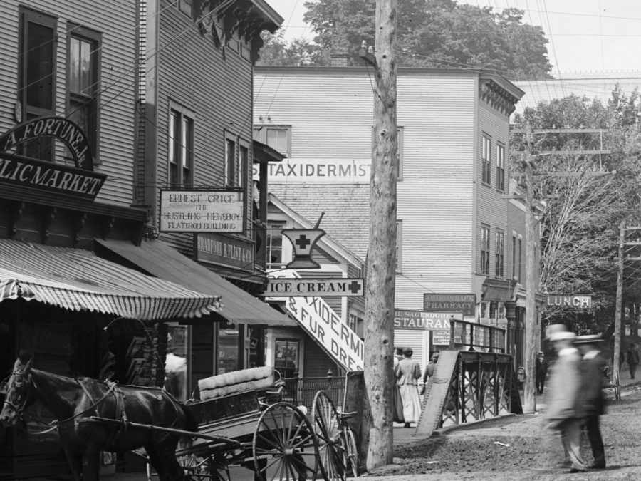 Storefront of G.R. Kinney Company Shoes in Watertown