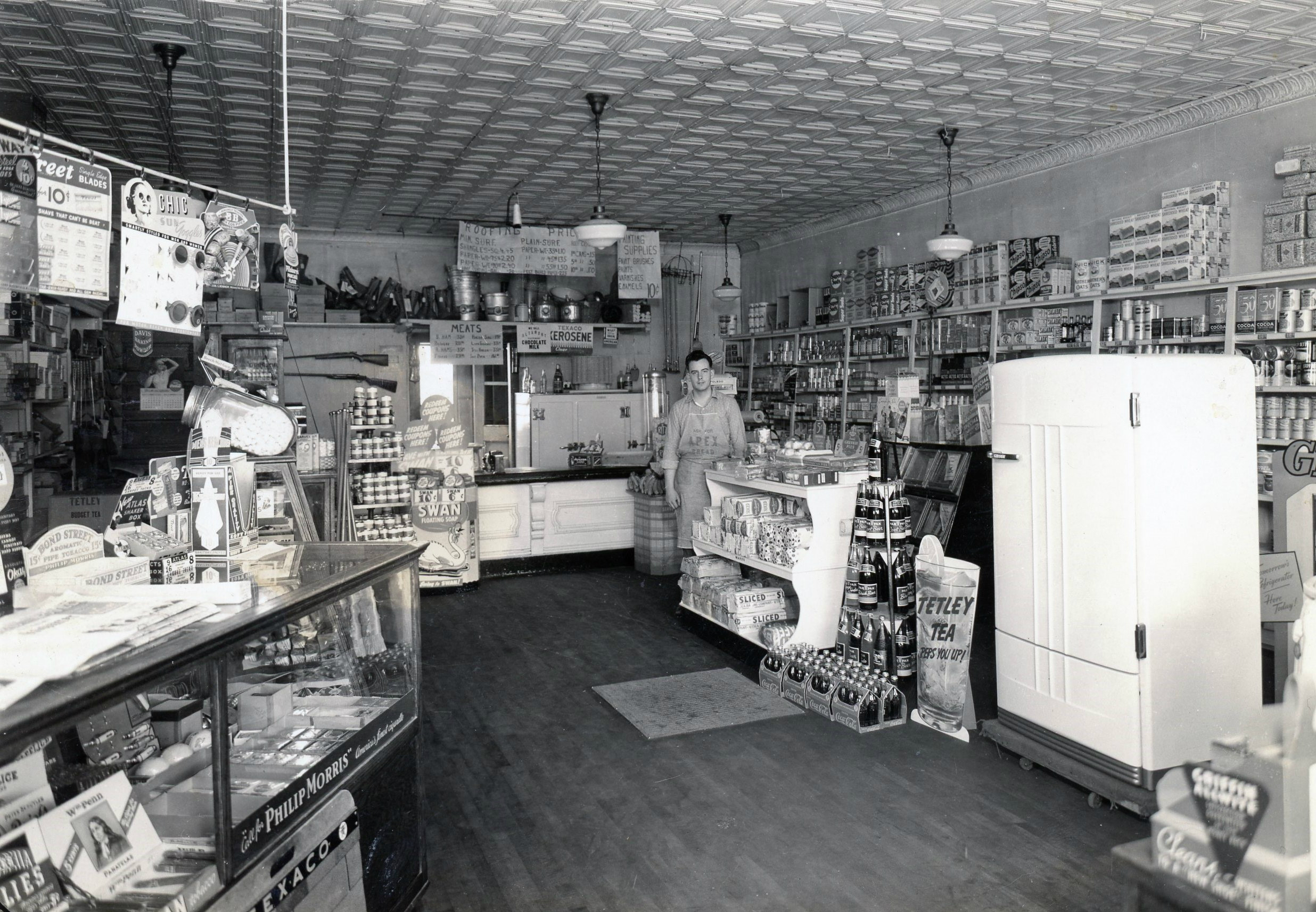 Sullivan’s Store employee in Natural Bridge