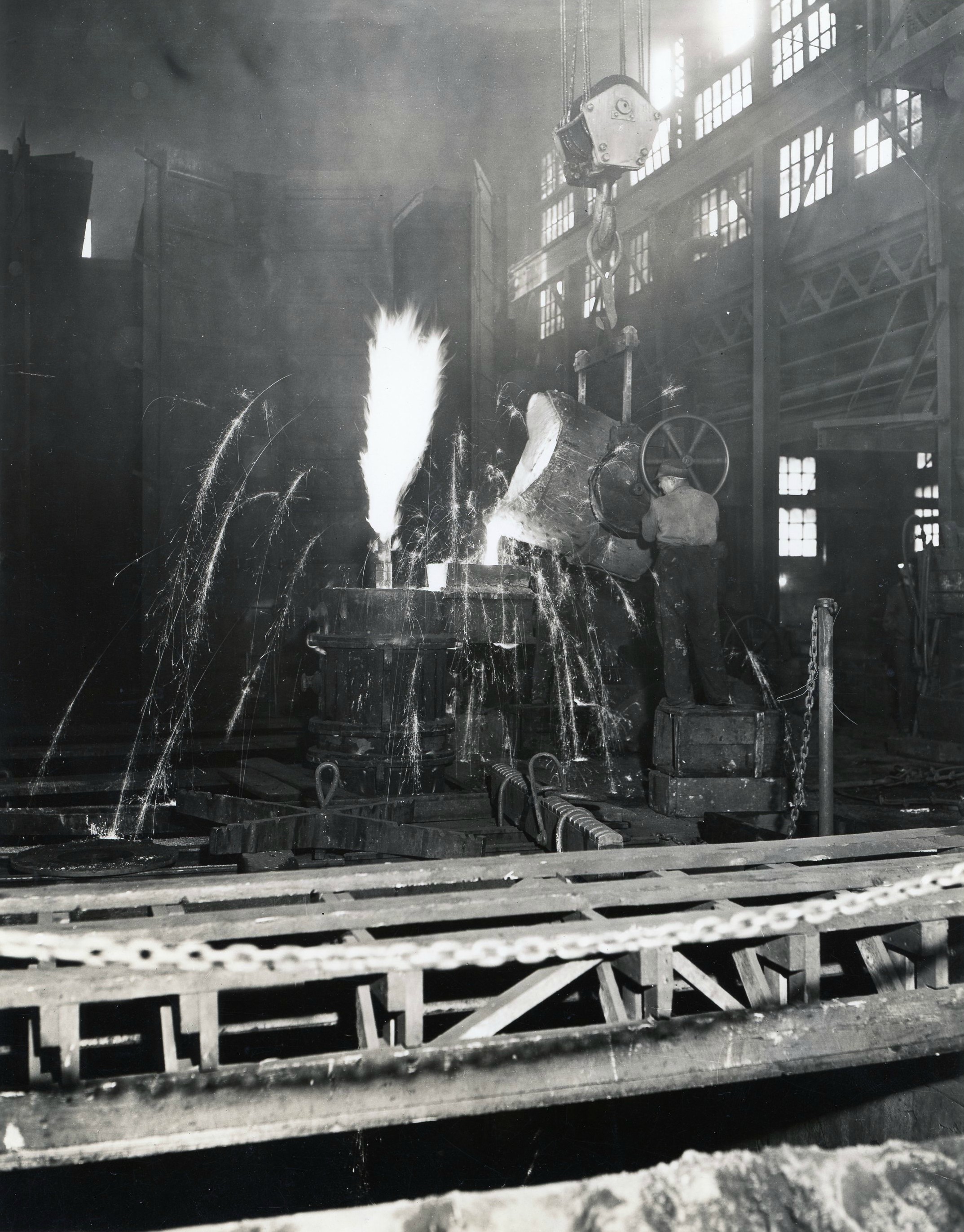 Pouring molten metal at Bagley and Sewall in Watertown