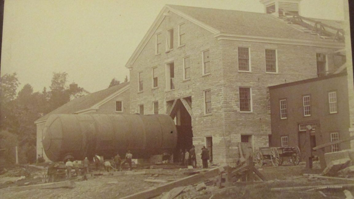 New digester being installed in sulfite mill in Dexter