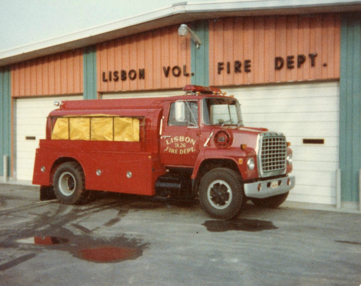 Early fire department tanker in Lisbon
