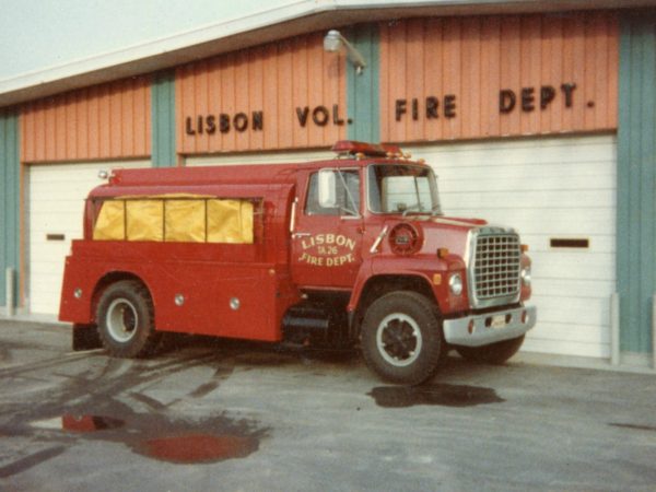 Early fire department tanker in Lisbon