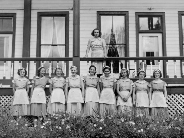 Waitresses of the Bald Mountain House on Third Lake in the Town of Webb