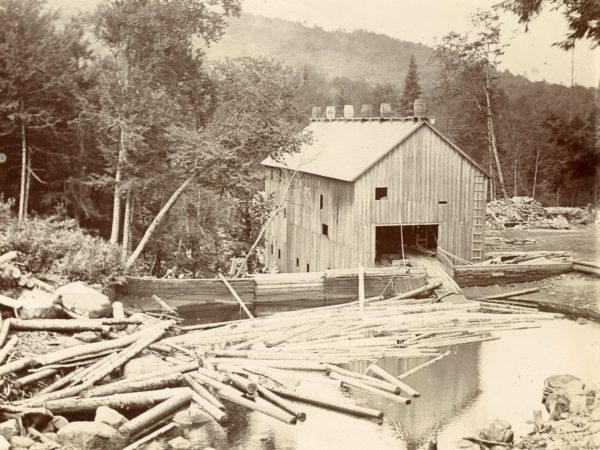 Fifth Lake lumber mill in Inlet