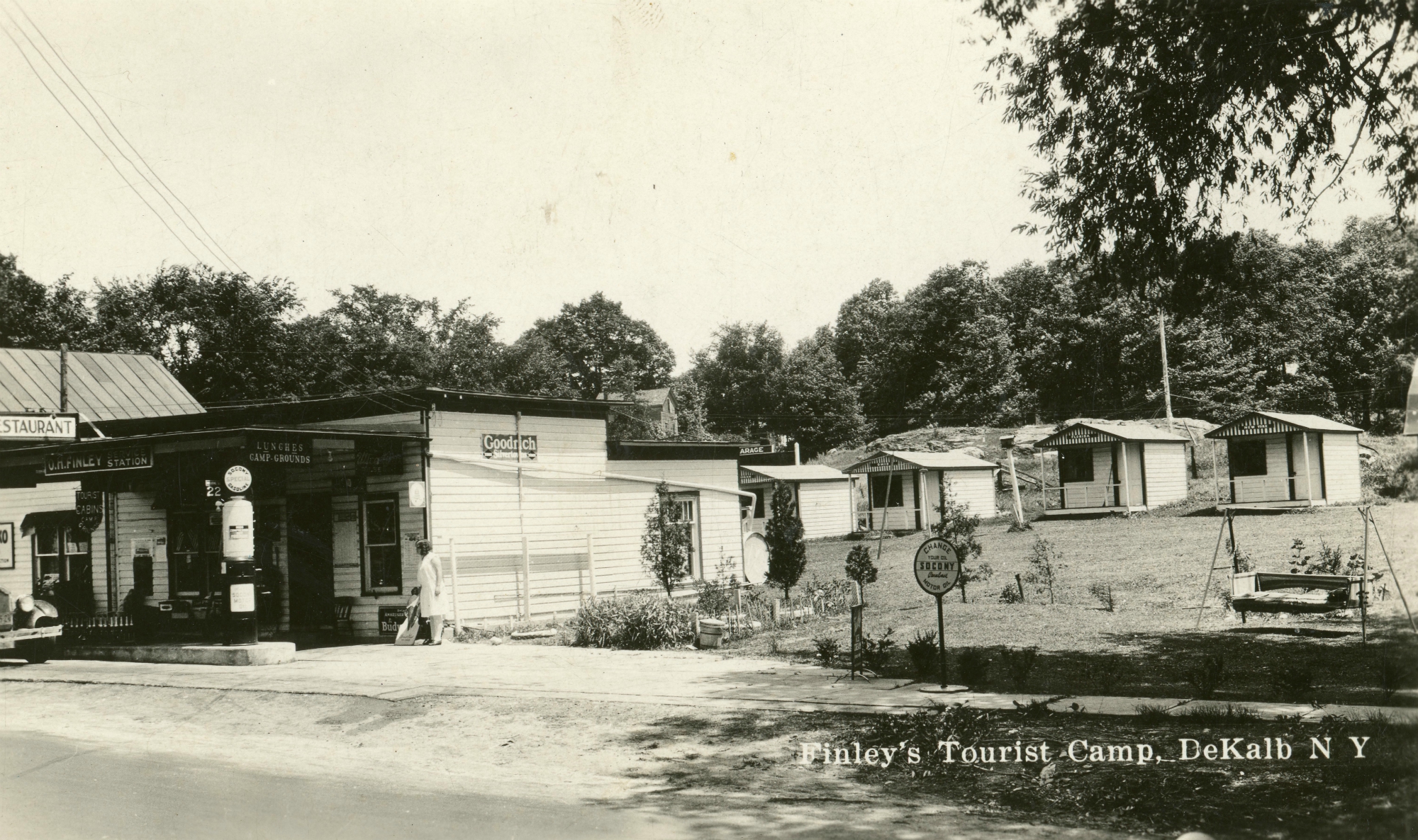 Finley’s Tourist Home in Old De Kalb