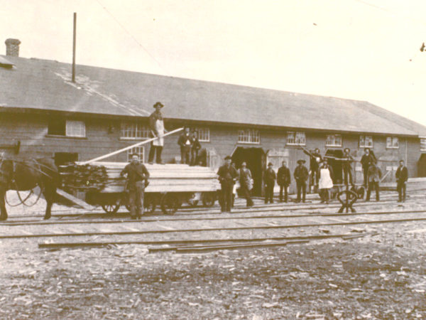 Planing mill and employees in Canton