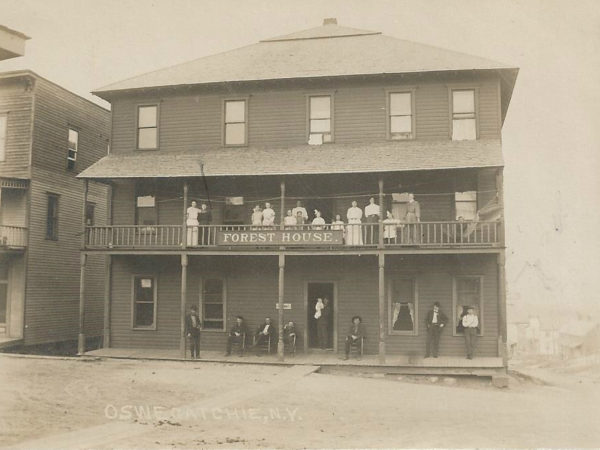 Forest House in Oswegatchie