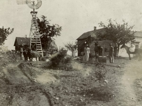 Allens in front of their homestead in Hammond