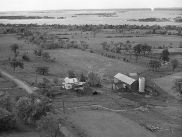 Aerial view of the Ormiston homestead in Hammond