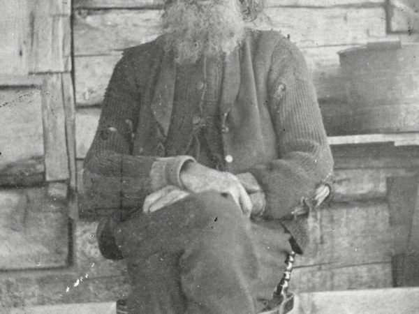 Hermit named Bowen in Long Lake