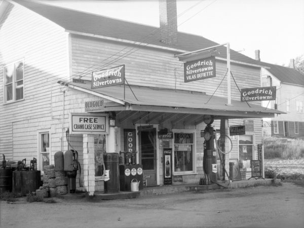 Defiette's Storefront in Saranac