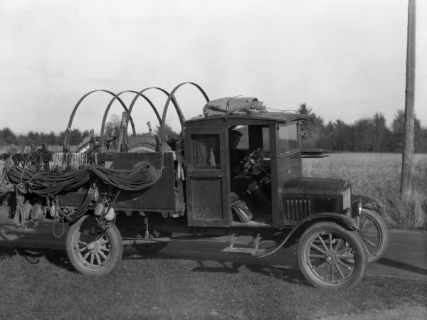 Mountain Home Telephone Company line truck in Clinton County