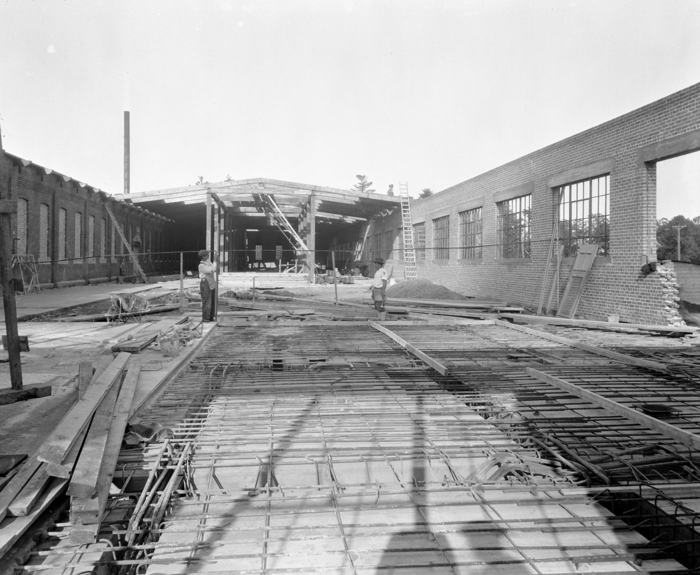 Building Imperial Paper Company Mill in Plattsburgh