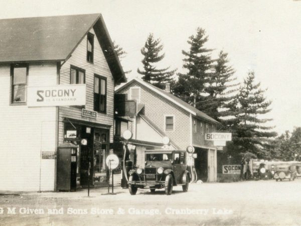 General store and garage in Cranberry Lake