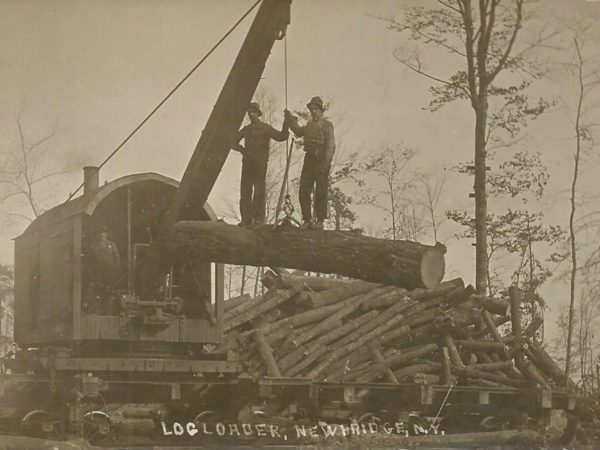 Barnhart log loader in Newbridge