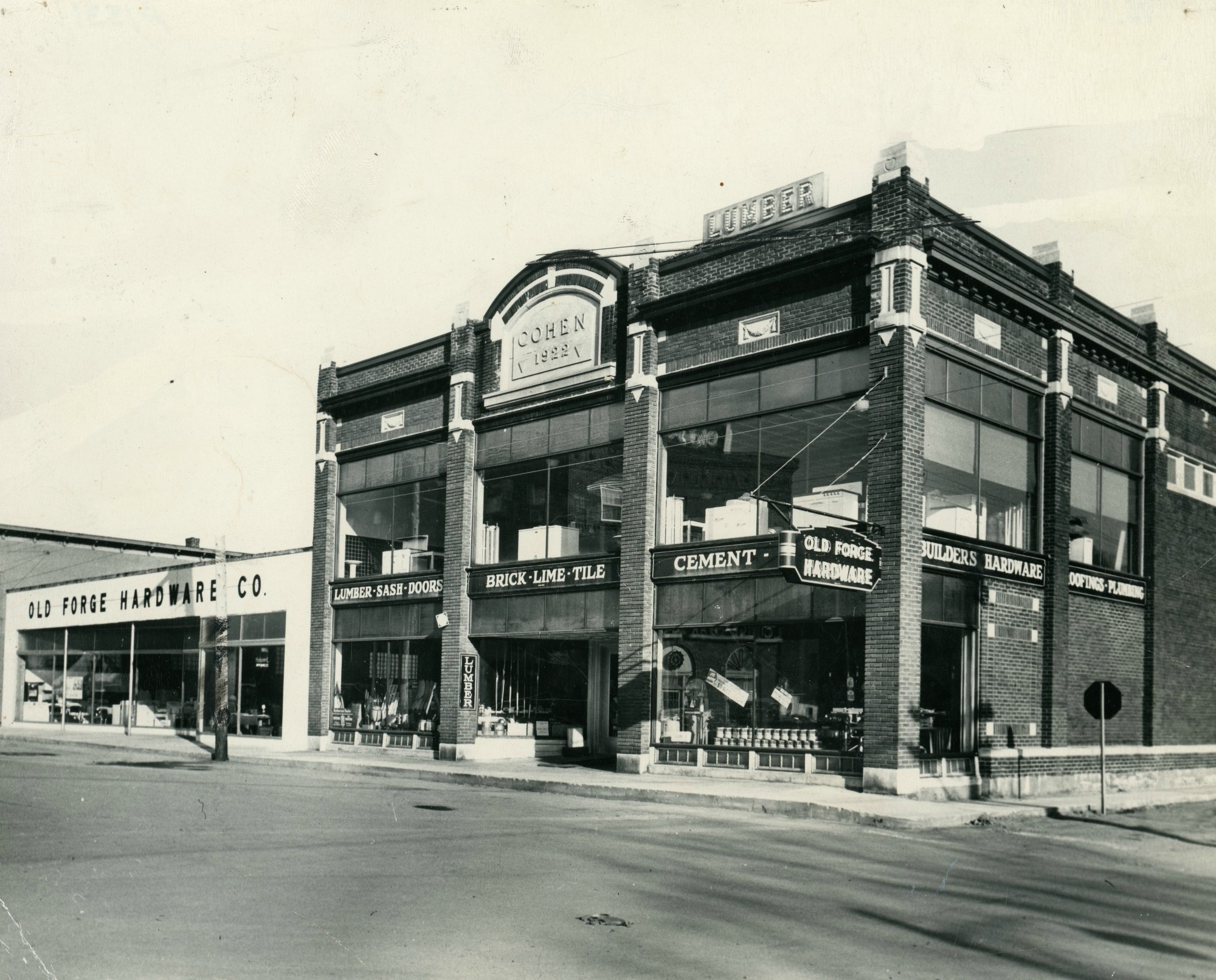 Exterior of the Old Hardware Company in Old