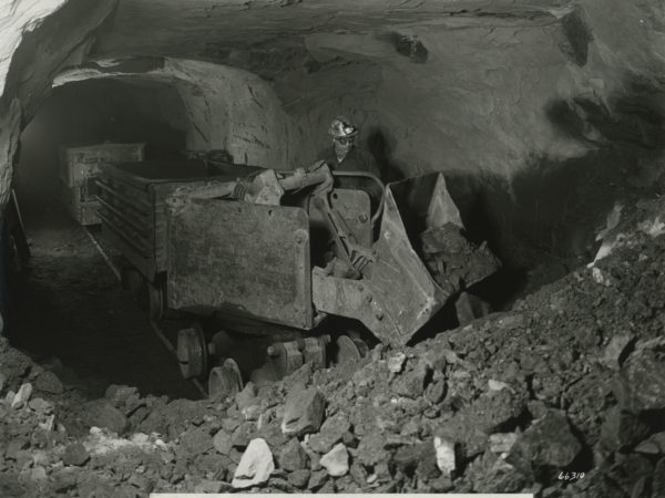 Loading ore with an Eimco 21 shovel at the Republic Steel Company in Mineville