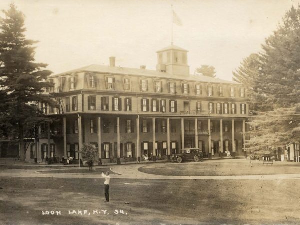 Loon Lake House Hotel in Loon Lake