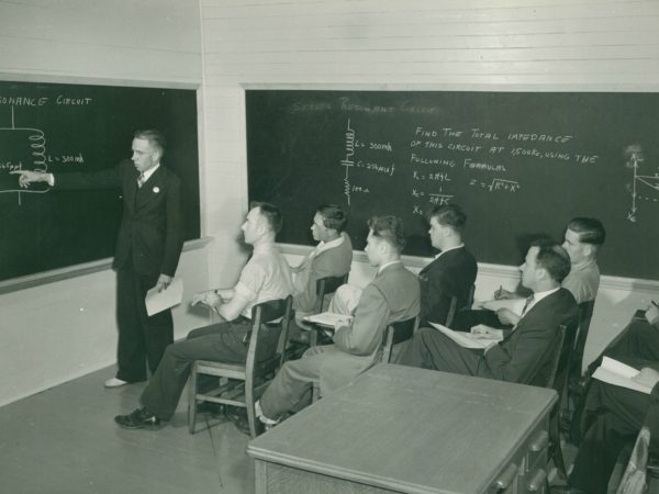 Signal Corps radio mathematics class in Paul Smiths