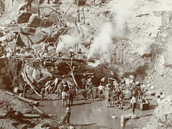 Beginning construction at the Spier Falls Dam