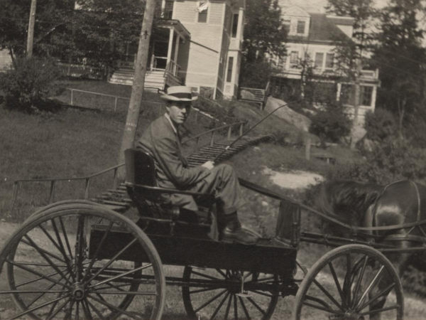 A horse and buggy outside the Ampersand Hotel in Saranac Lake