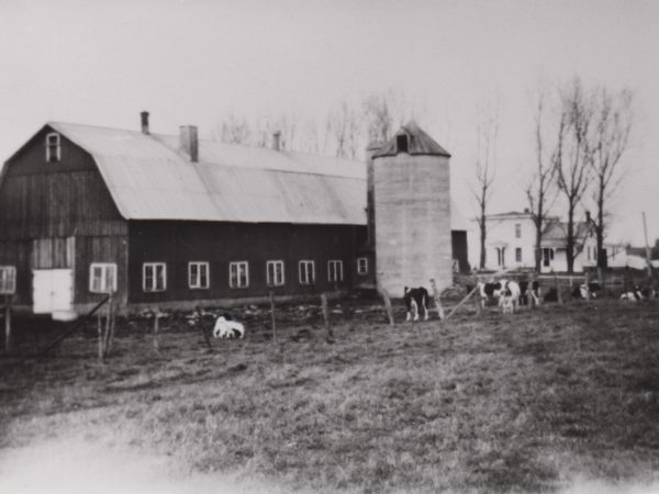 The Thompson barn and house in Flackville