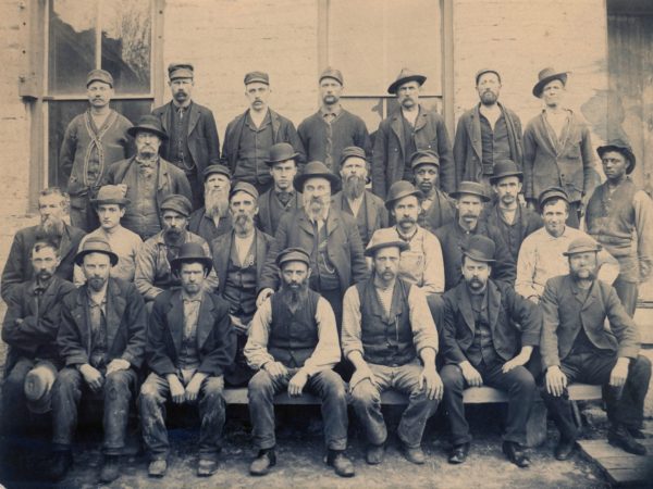 Employees of the Taggert Mill in Felts Millls