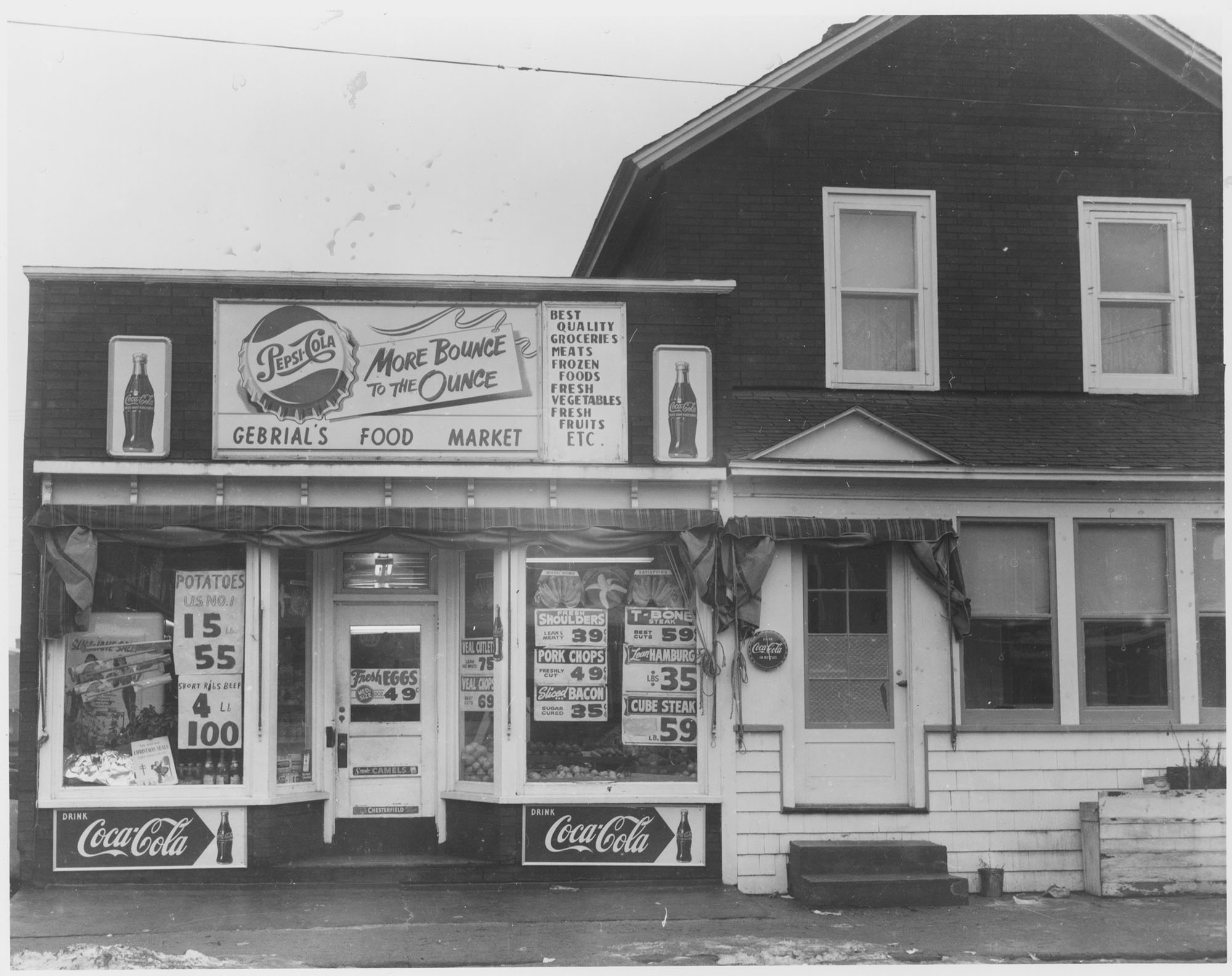 The exterior of Gebrial’s Food Market in Tupper Lake