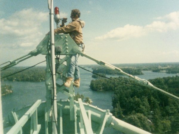 Robert Service doing maintenance on the Thousand Islands Bridge