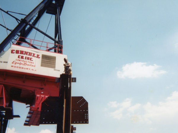 Ironworker Darryl Lazore on a beam of the Goldman Sachs Tower