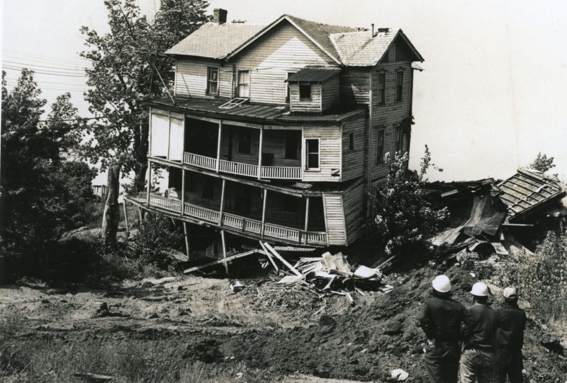Demolition of multistory building in Glens Falls